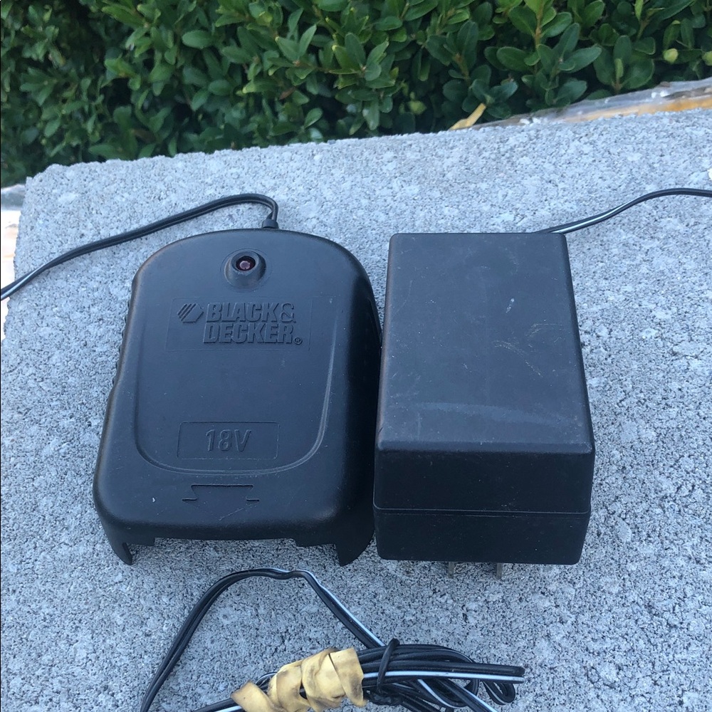 Black & Decker 18V Charger and Power Adapter